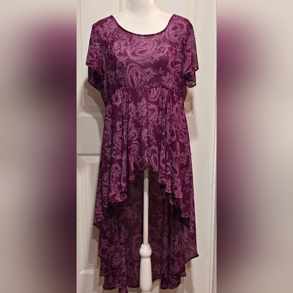 Torrid Purple Paisley High-Low Chiffon Top Size 14/16